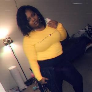 Meet your Posher, Gloria